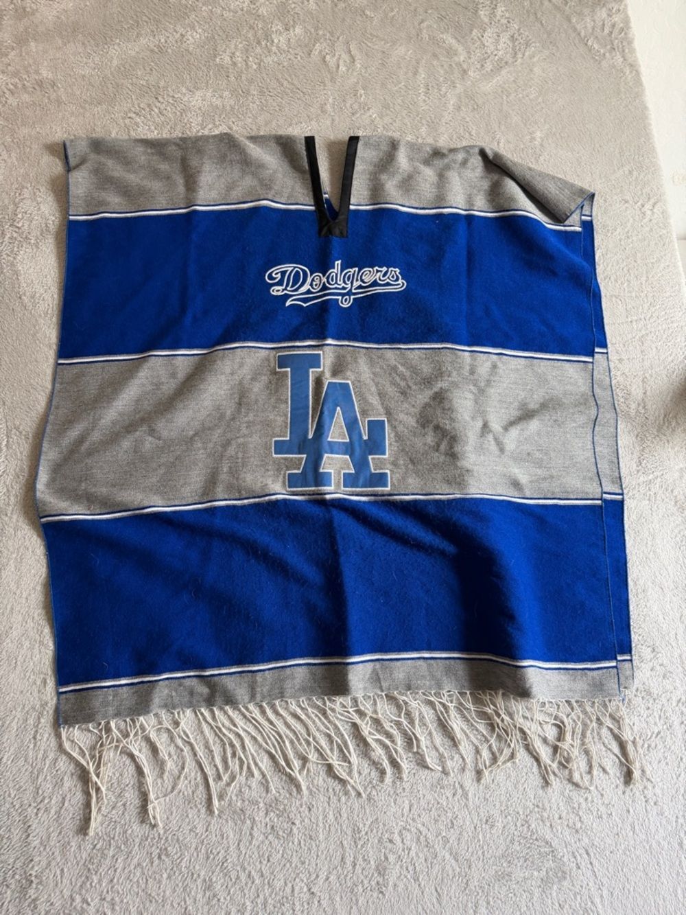 Los Angeles Dodgers Blue & Gray Poncho OS